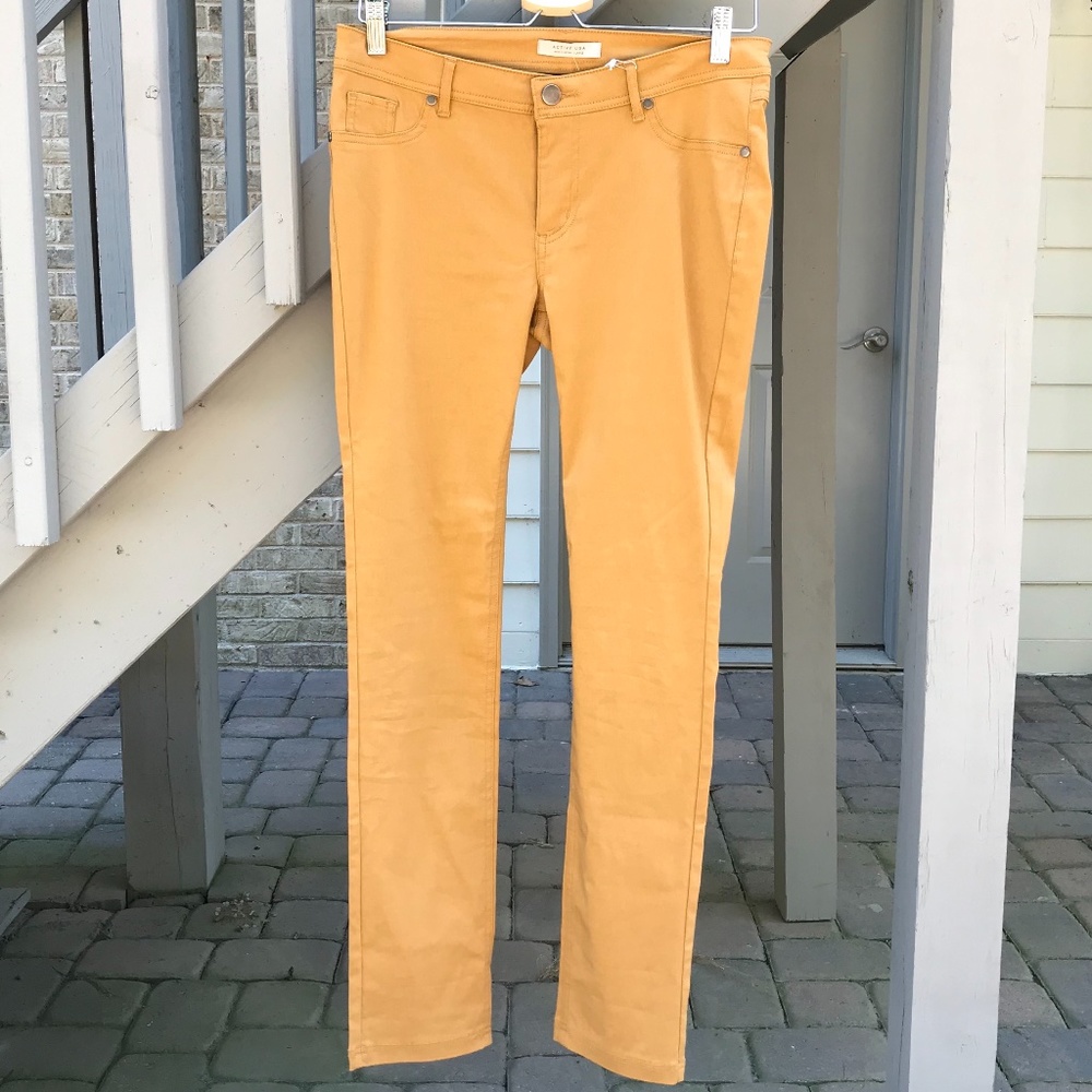 Mustard Basic Skinny Jean